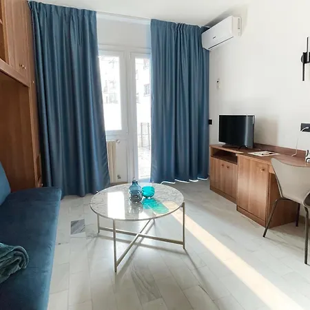 מלון דירות Smart 3*