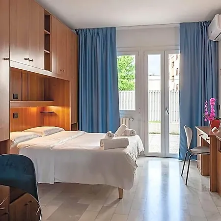 Hotel apartamentowy Smart